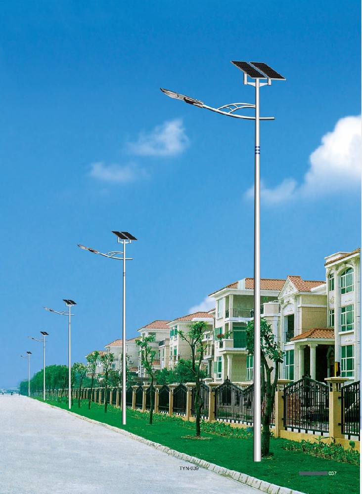 太陽(yáng)能路燈